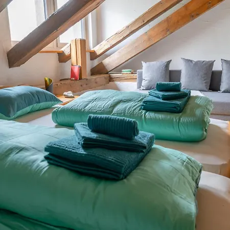Chrona Bed & Breakfast