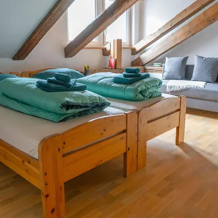 Oda ve Kahvaltı Chrona